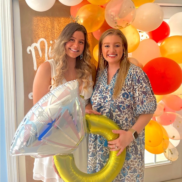 Meet the Posher 🌸🌷🌼 - Picture 4 of 8